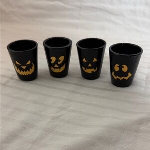 Halloween Black and Gold Shot Glasses Set